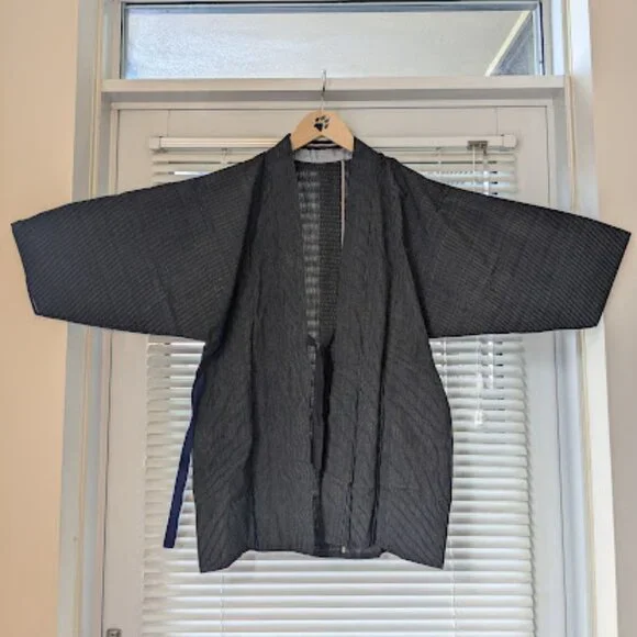 Kimono - Picture 1 of 4